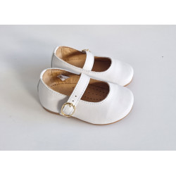 Sabrina pele com fivela